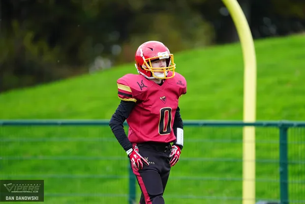 Photo from /squads/youth-kitted/