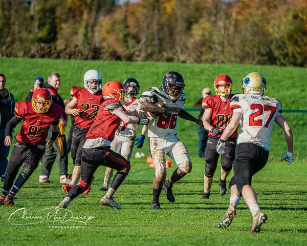 Photo from /squads/youth-kitted/
